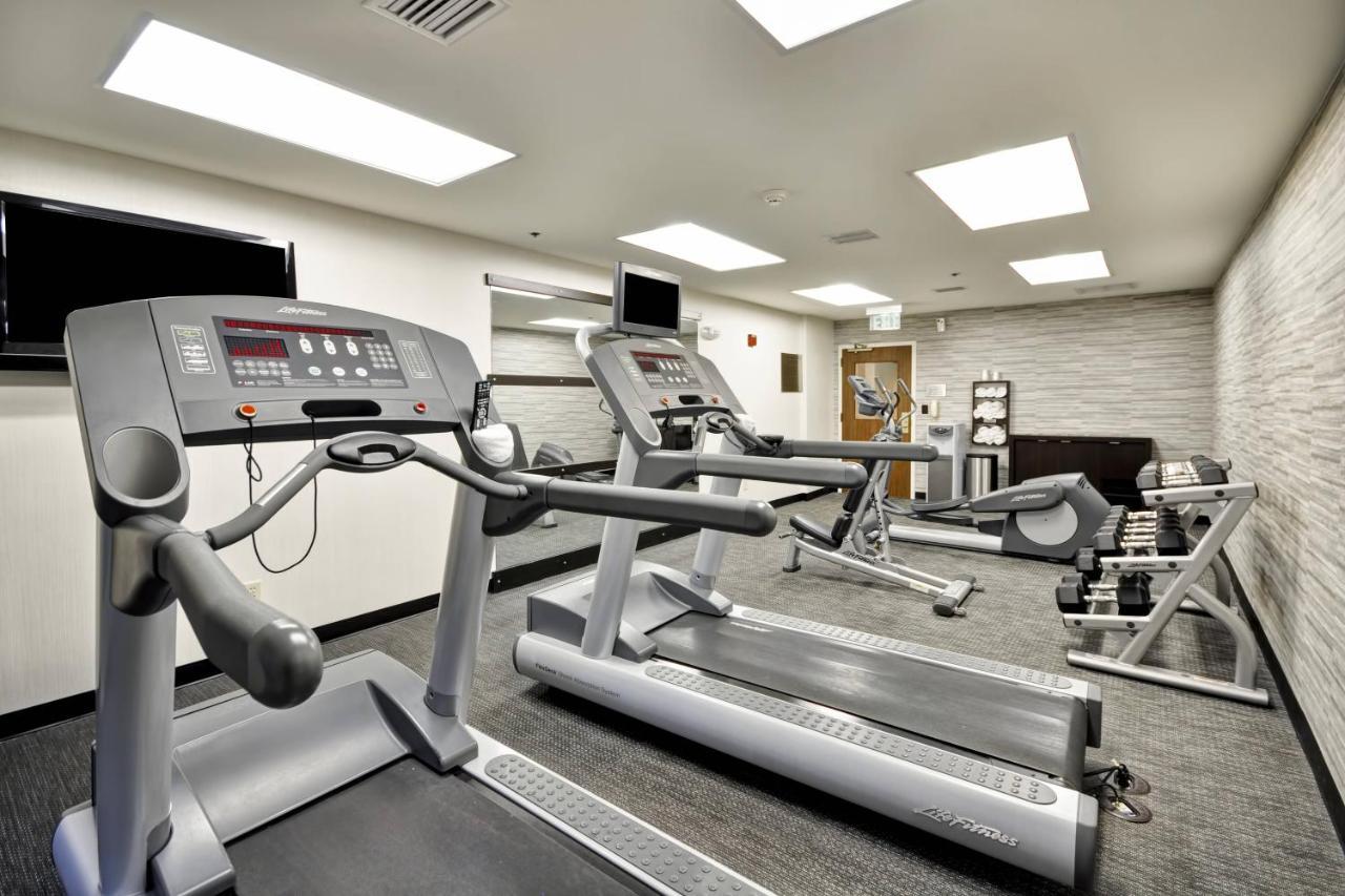Courtyard By Marriott Jacksonville Airport/ Northeast Exteriör bild
